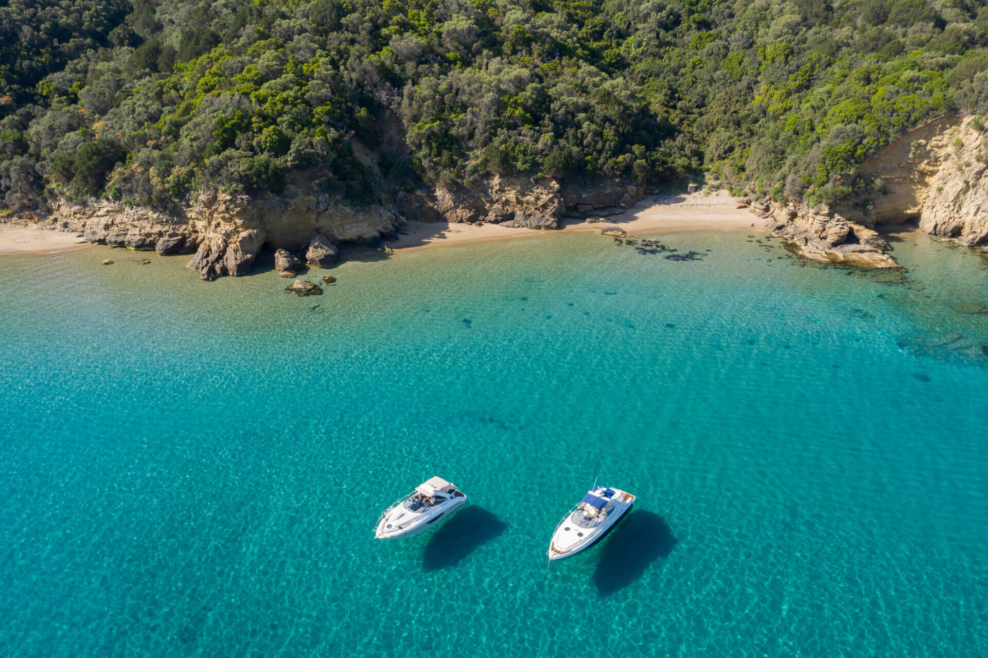 antimobleu_yachting_private_cruises_zakynthos