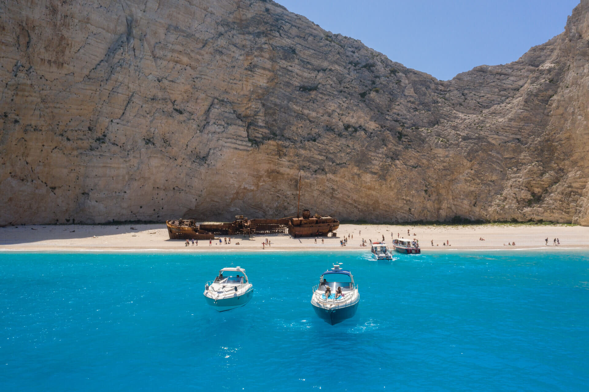 antimobleu_yachting_private_cruises_zakynthos