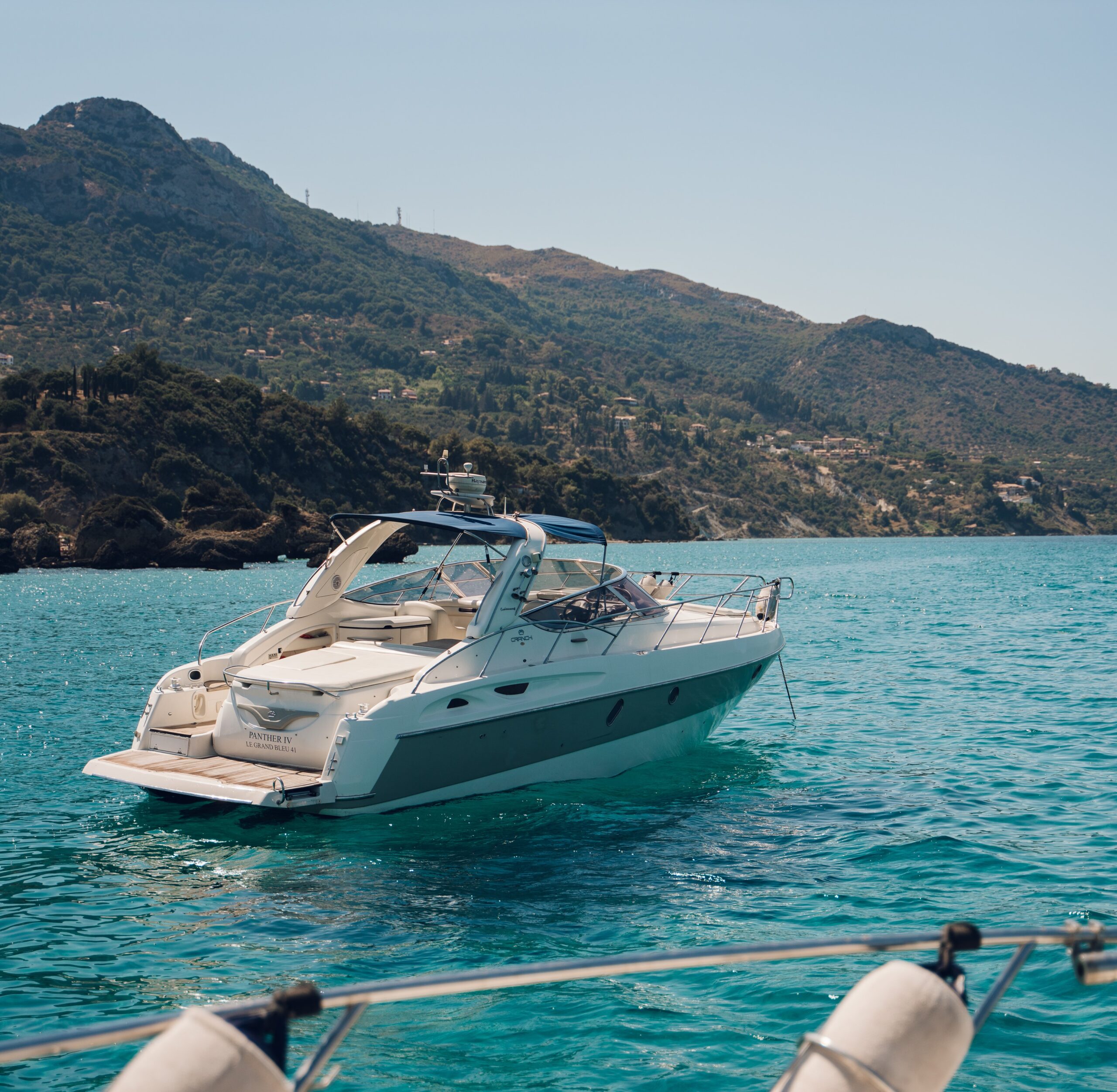 antimobleu_yachting_private_cruises_zakynthos