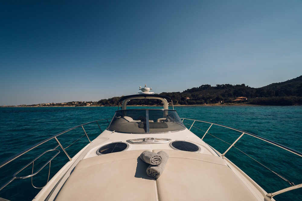 antimobleu_yachting_private_cruises_zakynthos